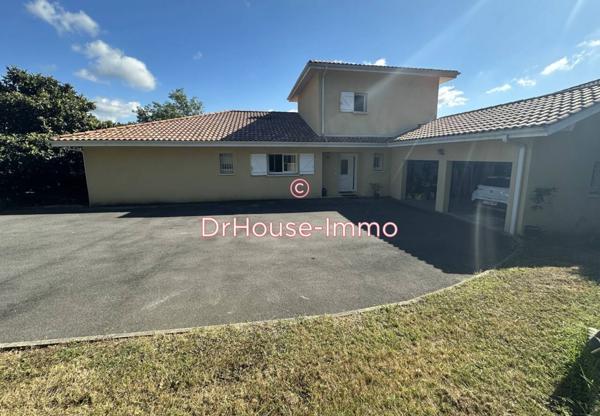 Maison à vendre 5 pièces de 187 m²