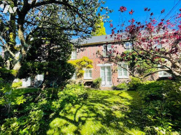 MONT SAINT AIGNAN - MAISON DE CHARME DE 220m²