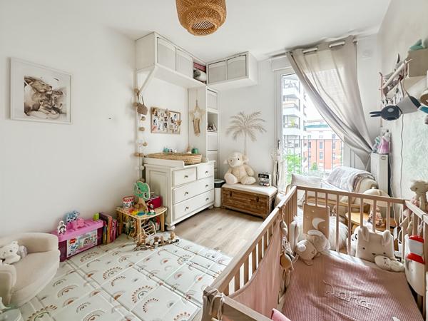 Appartement 3 pièces avec Terrasse, résidence 2021, DPE C, RER B/C, Aucun travaux
