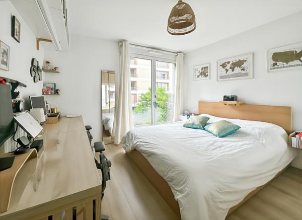 Appartement 3 pièces avec Terrasse, résidence 2021, DPE C, RER B/C, Aucun travaux