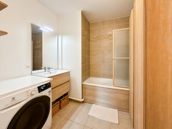 Appartement 3 pièces avec Terrasse, résidence 2021, DPE C, RER B/C, Aucun travaux
