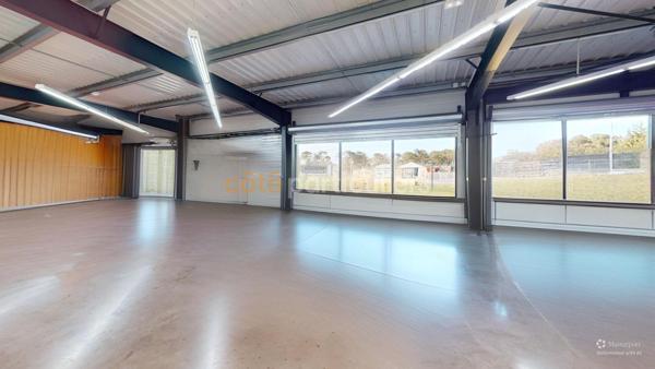 Vente Local commercial1469 m² - LESSAY (50430)