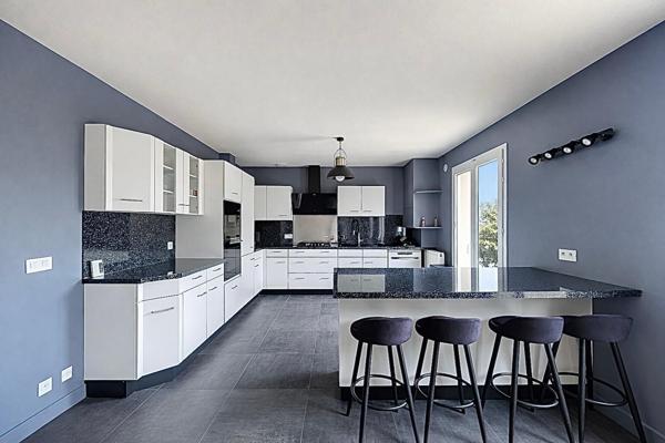 Maison traditionnelle 6 pièces à vendre à Belloy-en-France