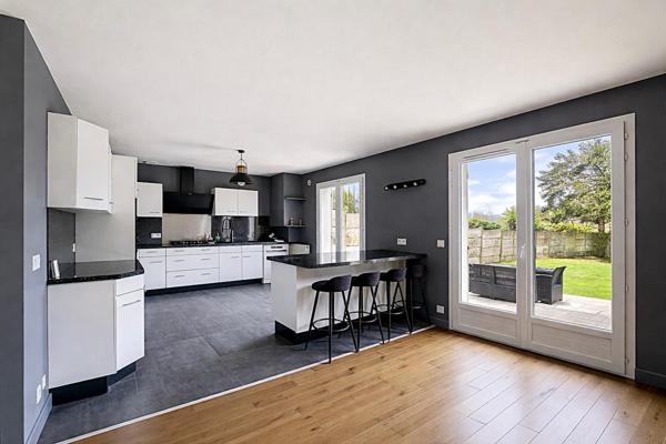 Maison traditionnelle 6 pièces à vendre à Belloy-en-France