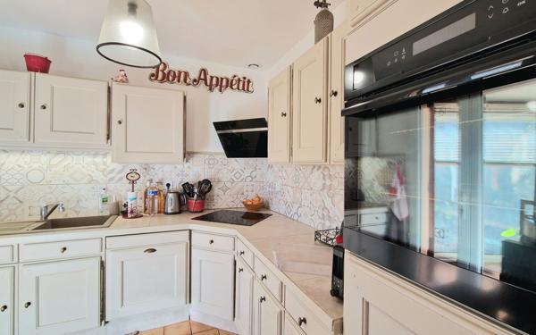 Maison à vendre    5 pièces • 132,41 m2 Fréjus