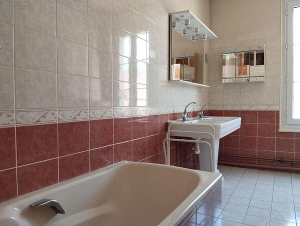 Maison à vendre à Crécy-sur-Serre dans l'Aisne (02270), ref : 02014/772