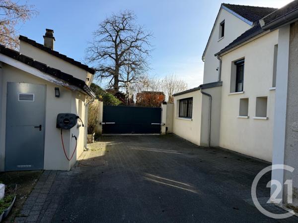 Maison à vendre  7 pièces - 205 m2 LONGUESSE - 95