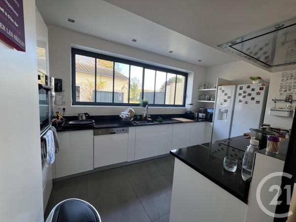 Maison à vendre  7 pièces - 205 m2 LONGUESSE - 95