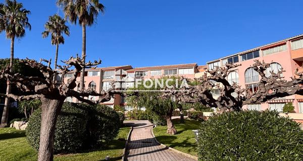 À vendre Appartement 2 pièces 28 m² - La Londe-les-maures 83250