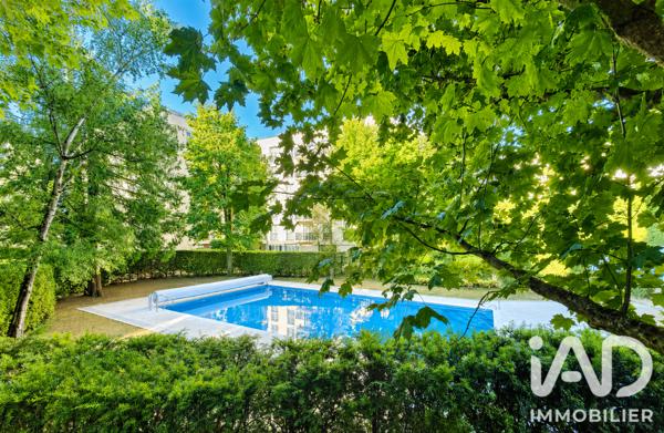 Appartement à vendre 5 pièces 94 m² Le Chesnay-Rocquencourt