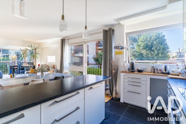 Appartement à vendre 5 pièces 94 m² Le Chesnay-Rocquencourt