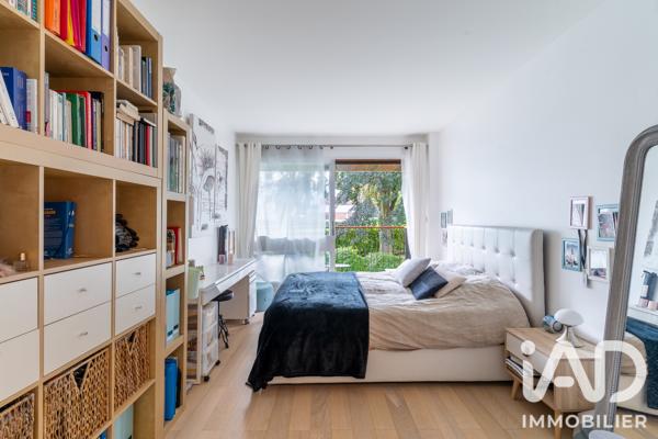 Appartement à vendre 5 pièces 94 m² Le Chesnay-Rocquencourt