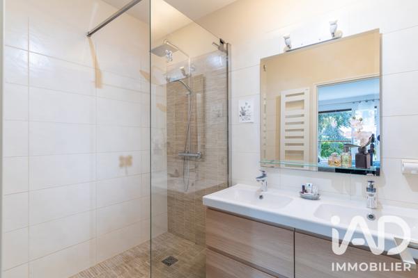 Appartement à vendre 5 pièces 94 m² Le Chesnay-Rocquencourt