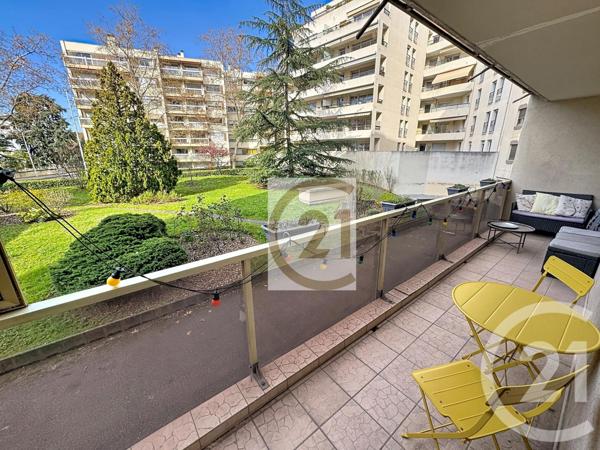 Appartement F4 à vendre  4 pièces - 83,61 m2 LYON - 69007