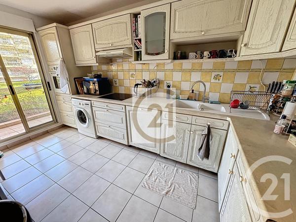 Appartement F4 à vendre  4 pièces - 83,61 m2 LYON - 69007