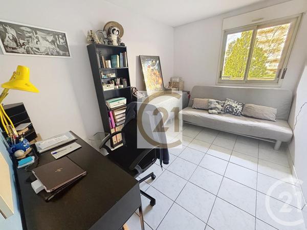 Appartement F4 à vendre  4 pièces - 83,61 m2 LYON - 69007