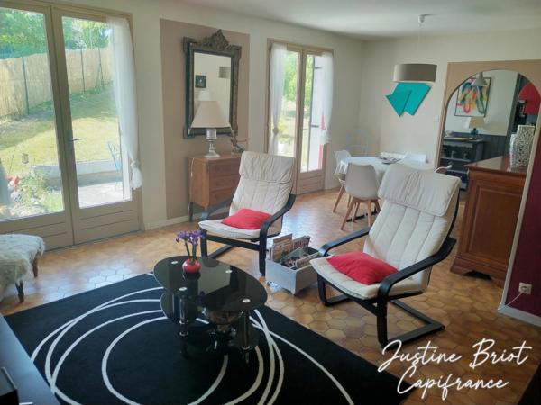 ✨ Pavillon familial avec jardin et accès direct au lac – Cours-les-Barres