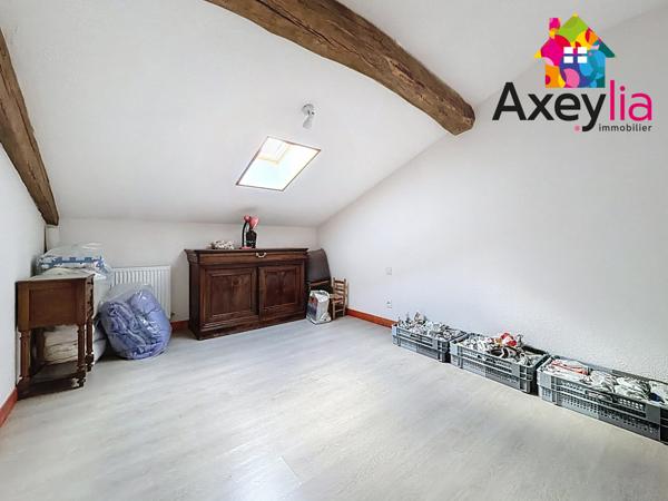 Mably (42300) A VENDRE - SECTEUR MABLY - ANCIEN CUVAGE RÉNOVÉ AVEC 5 CHAMBRES, GRANGE ET TERRAIN