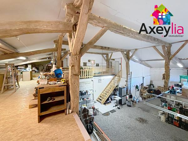 Mably (42300) A VENDRE - SECTEUR MABLY - ANCIEN CUVAGE RÉNOVÉ AVEC 5 CHAMBRES, GRANGE ET TERRAIN