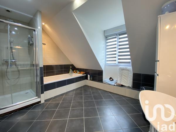 Maison à vendre 8 pièces 200 m² Crécy-la-Chapelle