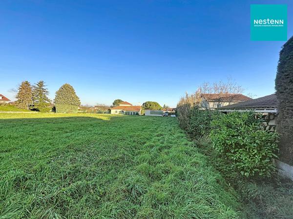 Terrain à bâtir viabilisé de 756 m² - 3 minutes à pied du centre ville