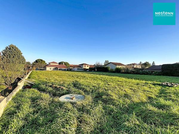 Terrain à bâtir viabilisé de 756 m² - 3 minutes à pied du centre ville