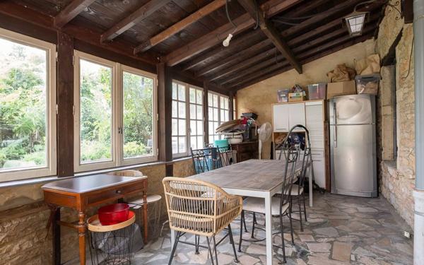 Maison à vendre    9 pièces • 257 m2 Limas