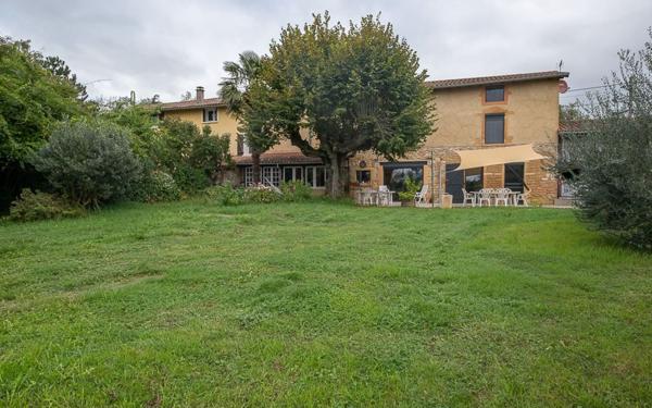 Maison à vendre    9 pièces • 257 m2 Limas