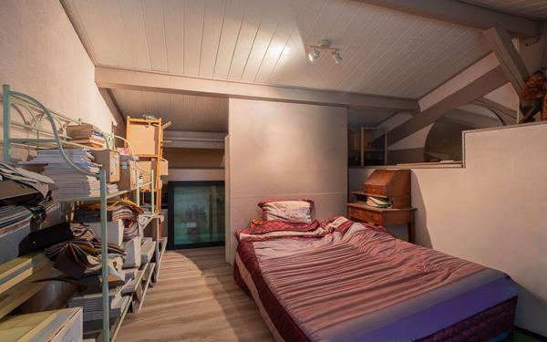 Maison à vendre    9 pièces • 257 m2 Limas