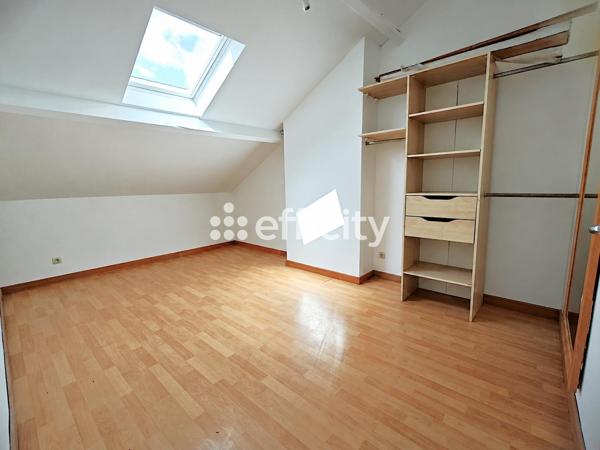 Appartement
         2 pièces
        - 40 m² Exclusivité 140 000 € *