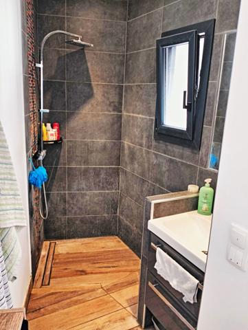 Draguignan (83300) Superbe villa d'architecte de 250 m² + sous sol et garage sur 4000 m² de terrain plat