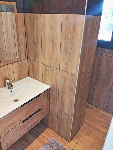 Draguignan (83300) Superbe villa d'architecte de 250 m² + sous sol et garage sur 4000 m² de terrain plat