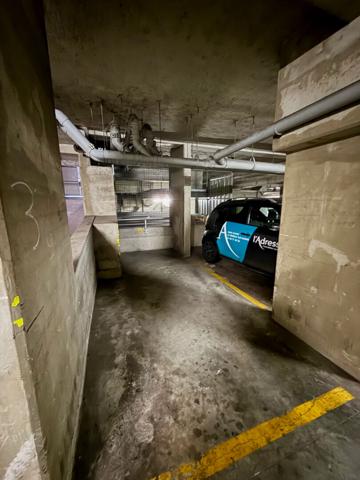 Place de Parking / Paris 12 -ème