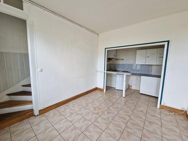 MAISON F2 - Proche Demi-Lune