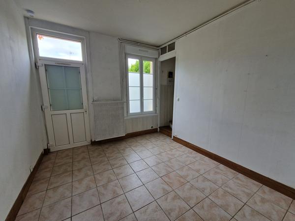 MAISON F2 - Proche Demi-Lune
