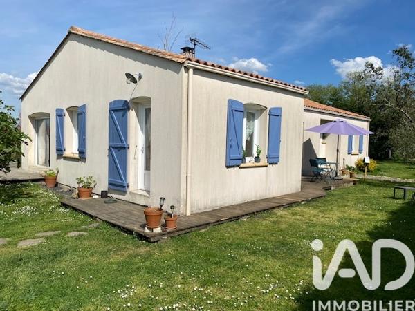 Maison à vendre 7 pièces 117 m² Champagné-les-Marais