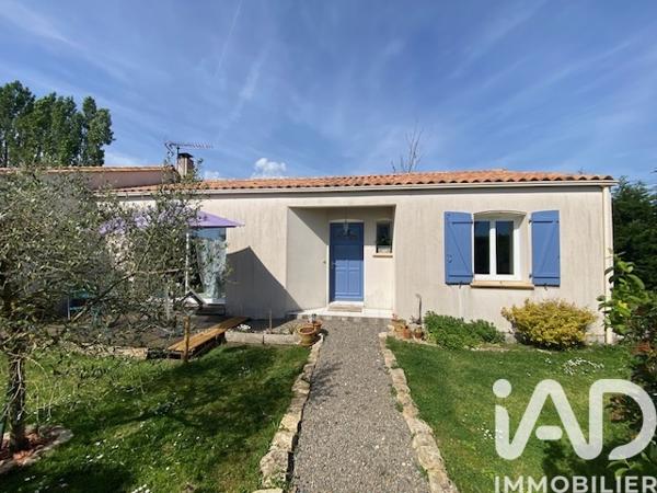 Maison à vendre 7 pièces 117 m² Champagné-les-Marais
