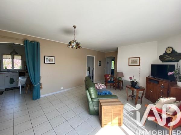 Maison à vendre 7 pièces 117 m² Champagné-les-Marais