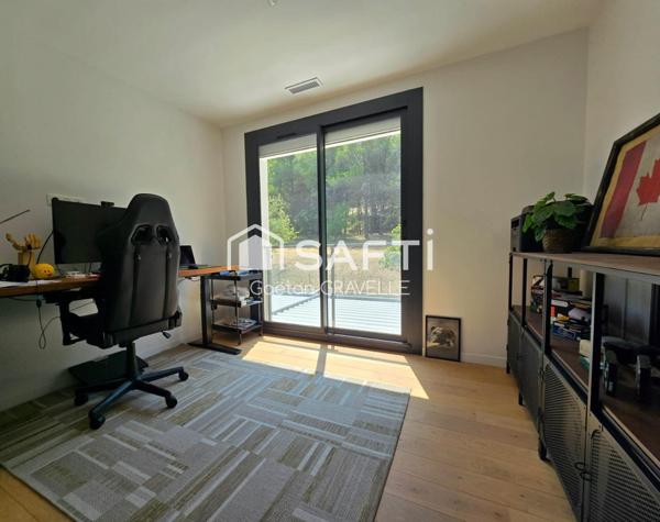 Villa architecte avec piscine, jacuzzi et T2 indépendant