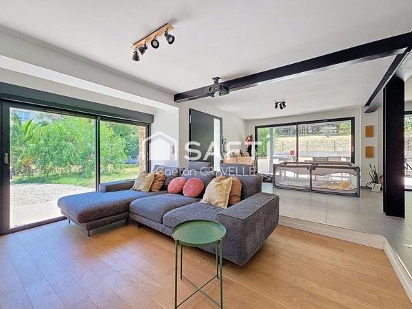 Villa architecte avec piscine, jacuzzi et T2 indépendant