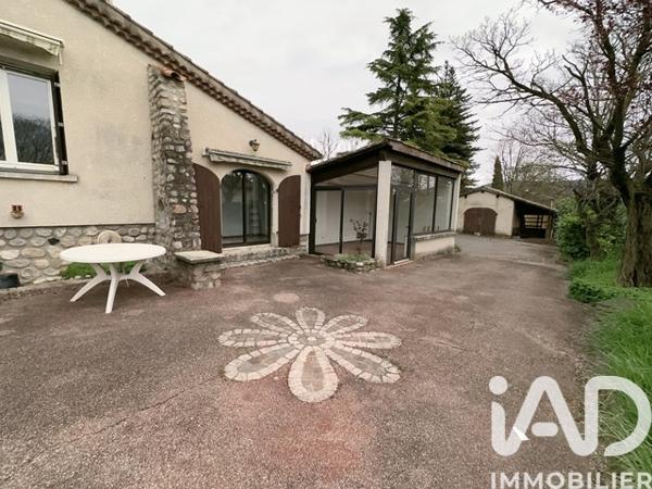 Maison à vendre 6 pièces 100 m² Vallon-Pont-d'Arc