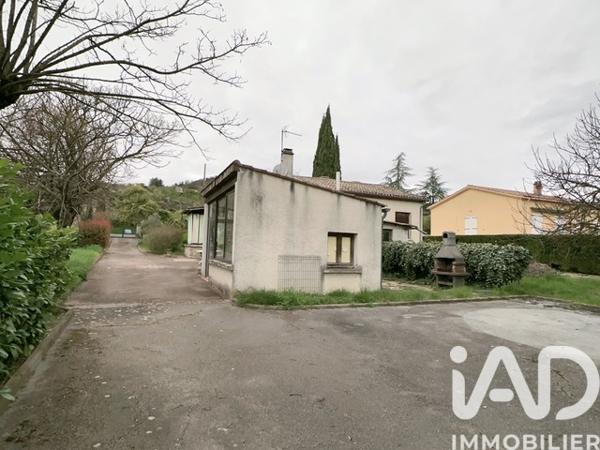 Maison à vendre 6 pièces 100 m² Vallon-Pont-d'Arc