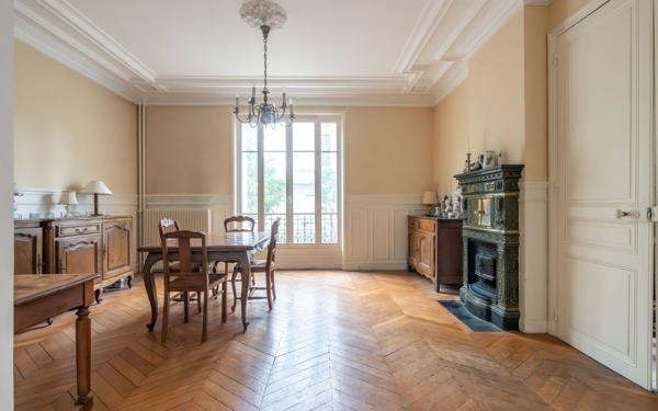 Maison à vendre    7 pièces • 180 m2 Nogent-sur-Marne