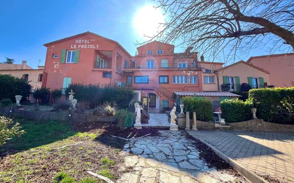 Maison à vendre    17 pièces • 506 m2 Saint-Vallier-de-Thiey