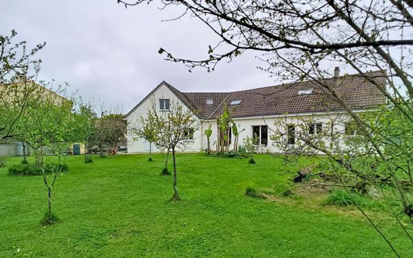 Maison à vendre    8 pièces •  Saint-Sébastien-sur-Loire