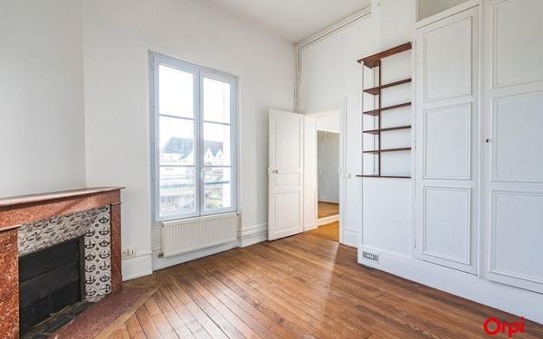 Maison à vendre    7 pièces •  Château-Thierry