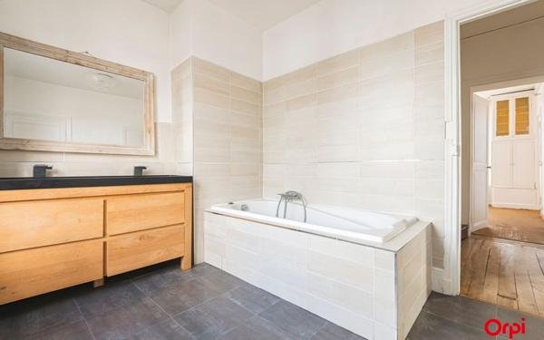 Maison à vendre    7 pièces •  Château-Thierry