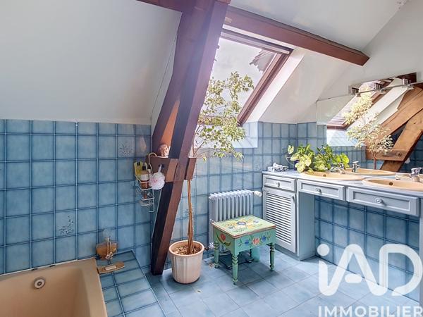 Maison à vendre 11 pièces 232 m² Château-Renard