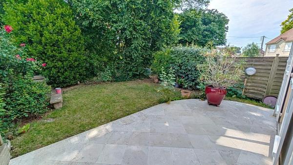 Maison 5 chambres avec sous-sol total