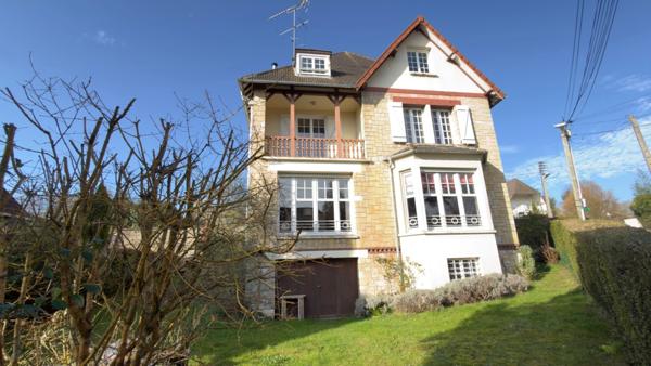 Maison de caractère à vendre 8 pièces Mont Saint Aignan 76130
